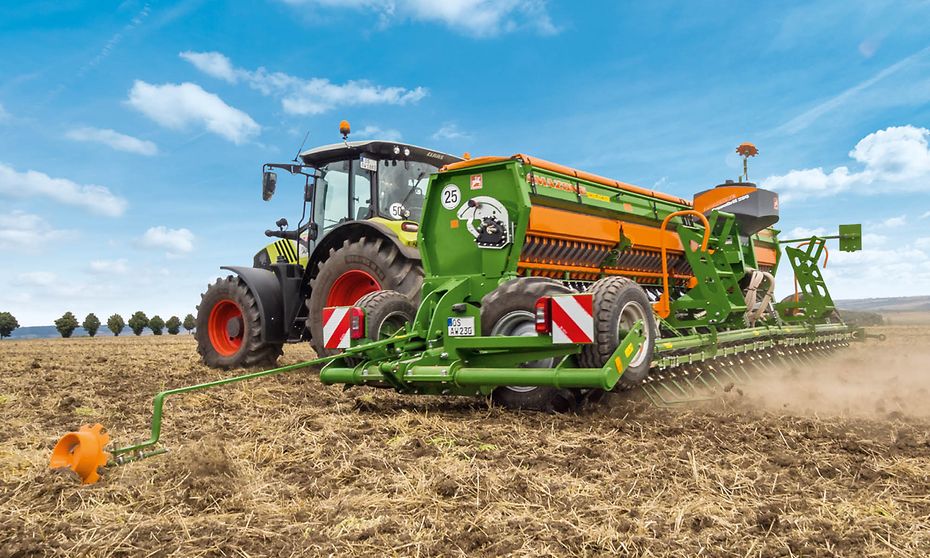 2. Прицепная сеялка D9 6000-TC Combi